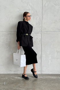 LINDA В СТИЛЕ МЭРИ ДЖЕЙН В ЧЕРНОЙ КОЖЕ